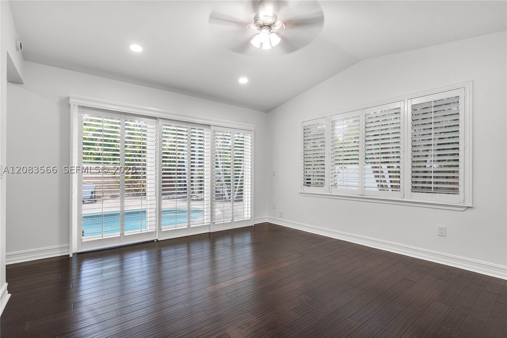 720 NE 17th Ter, Fort Lauderdale FL 33304