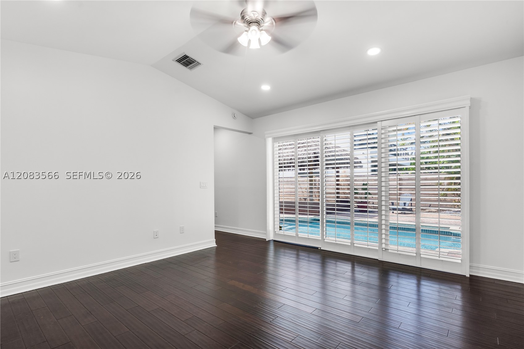 720 NE 17th Ter, Fort Lauderdale FL 33304