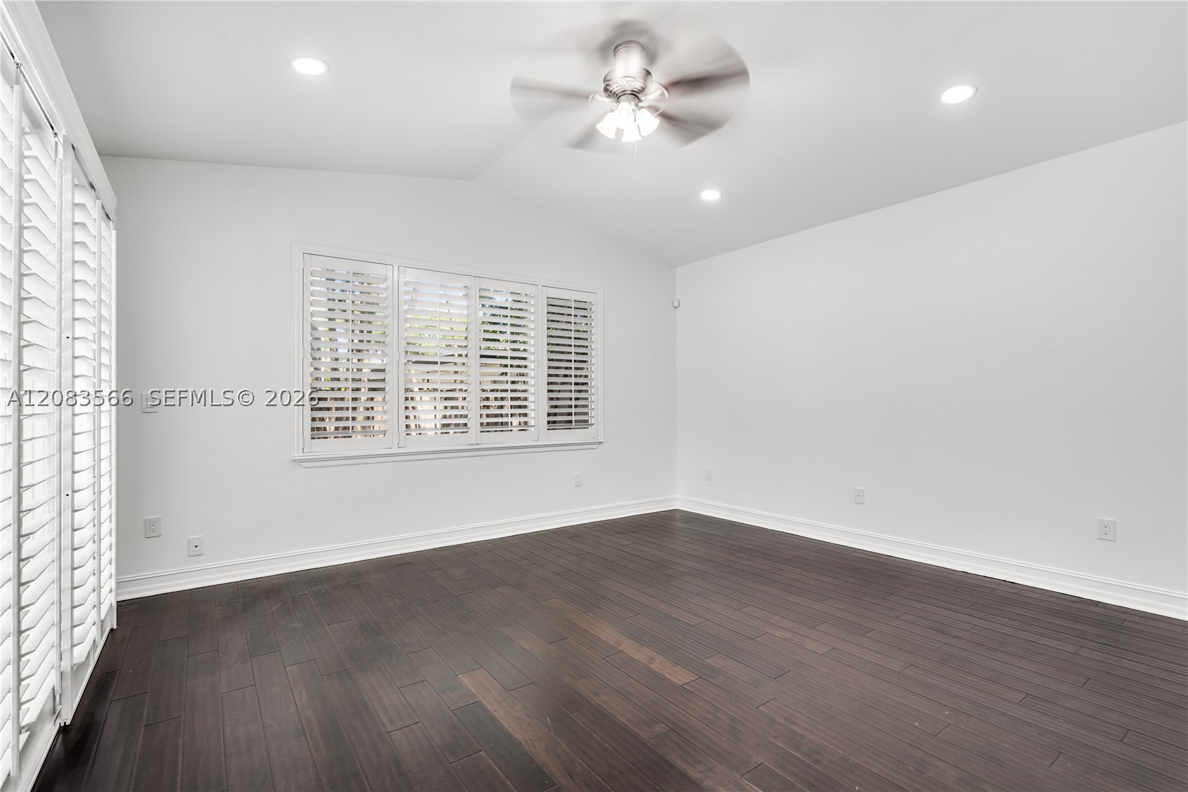 720 NE 17th Ter, Fort Lauderdale FL 33304