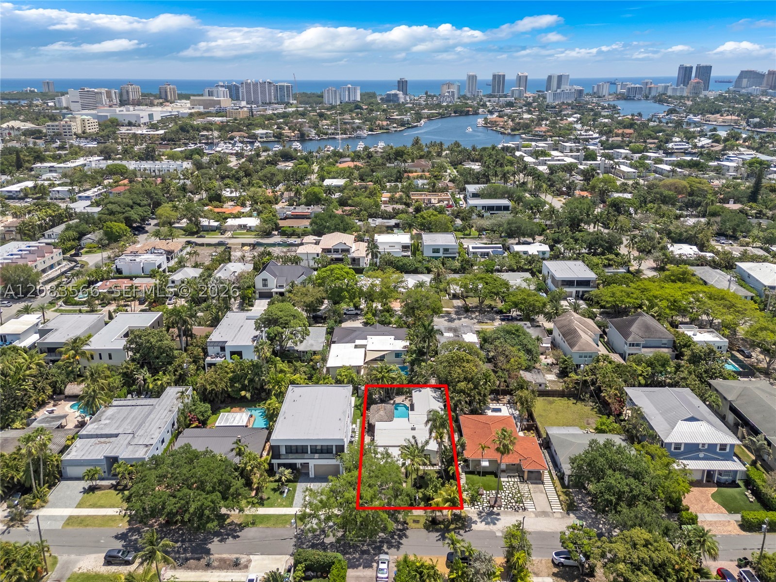 720 NE 17th Ter, Fort Lauderdale FL 33304