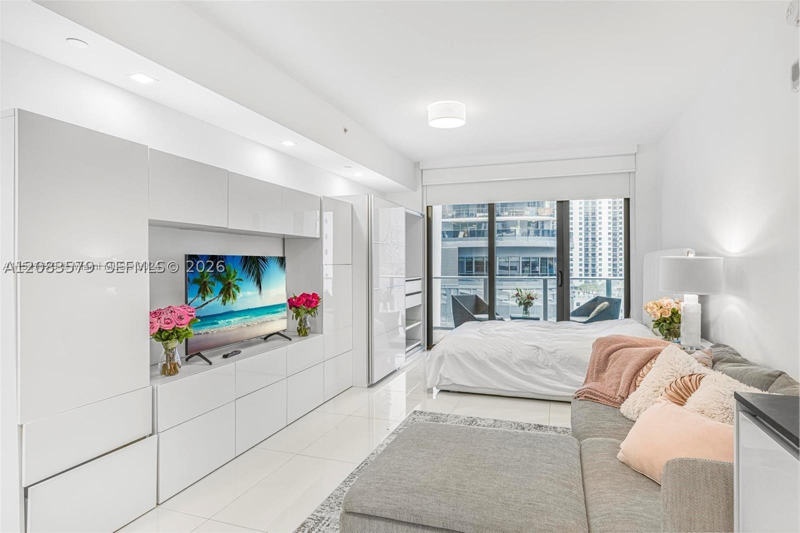 1010 Brickell Ave #1710, Miami FL 33131