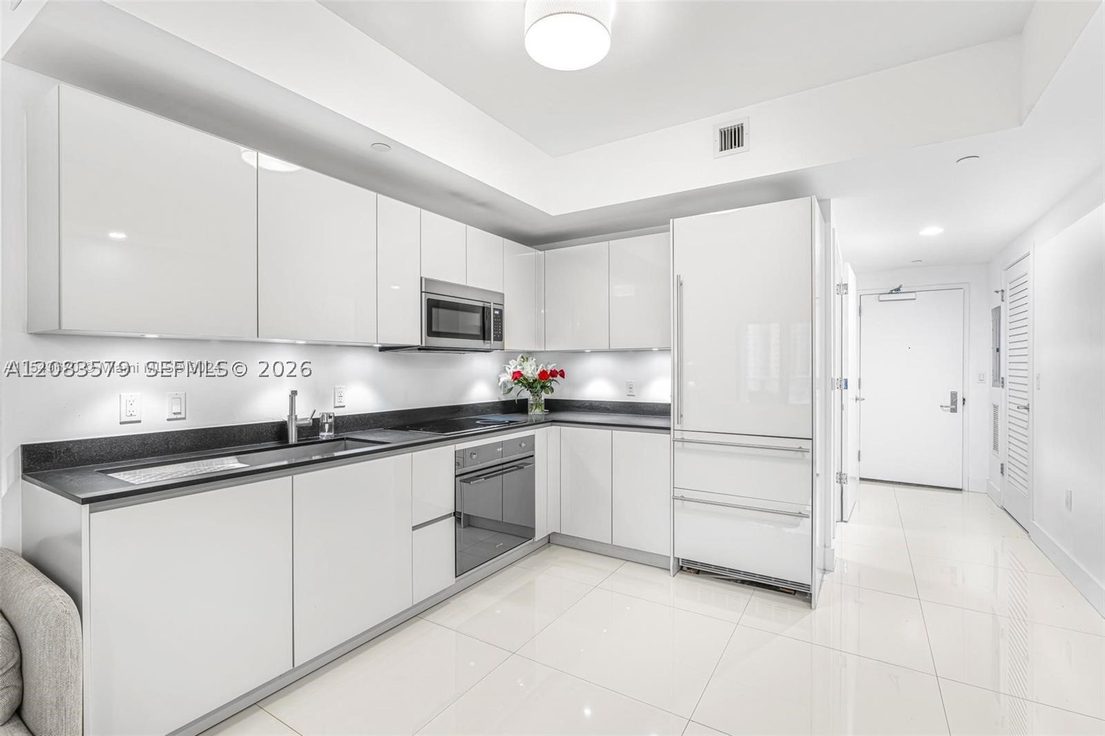 1010 Brickell Ave #1710, Miami FL 33131