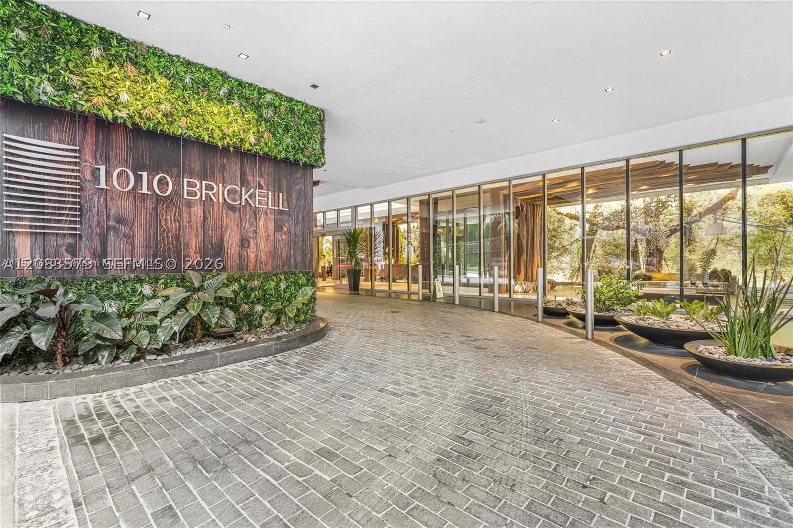 1010 Brickell Ave #1710, Miami FL 33131