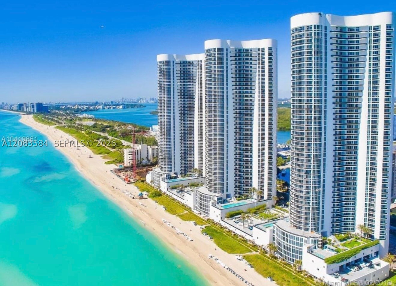 15811 Collins Ave #2305, Sunny Isles Beach FL 33160