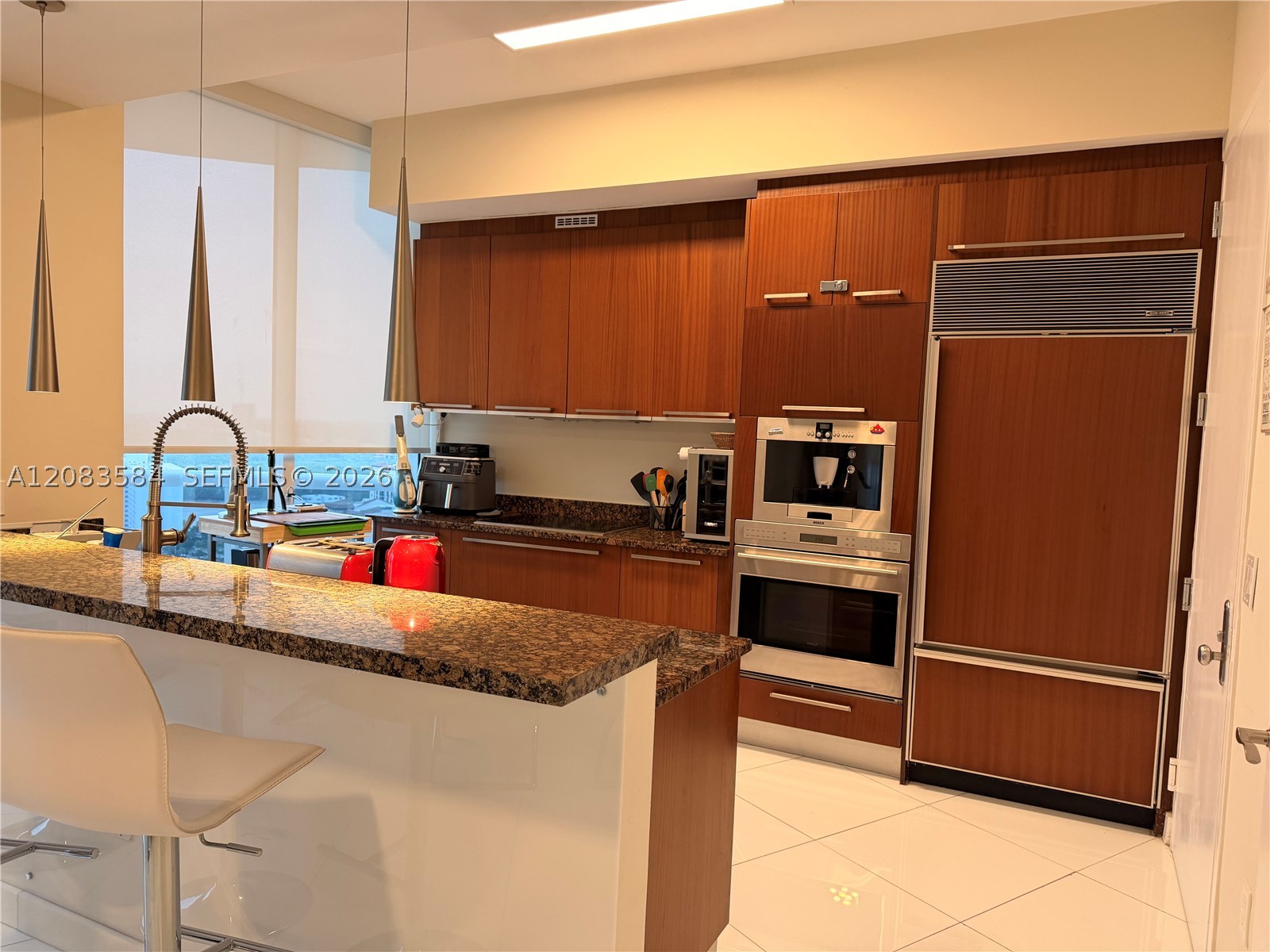 15811 Collins Ave #2305, Sunny Isles Beach FL 33160