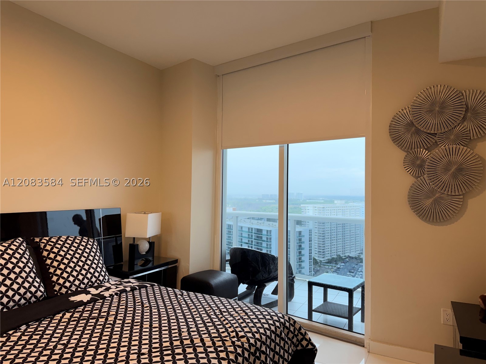 15811 Collins Ave #2305, Sunny Isles Beach FL 33160