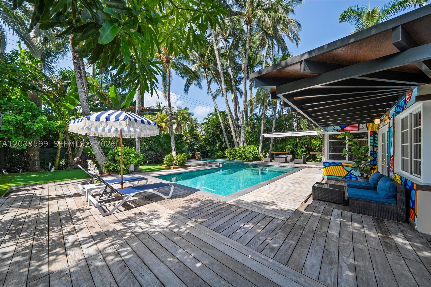 238 E San Marino Dr, Miami Beach FL 33139
