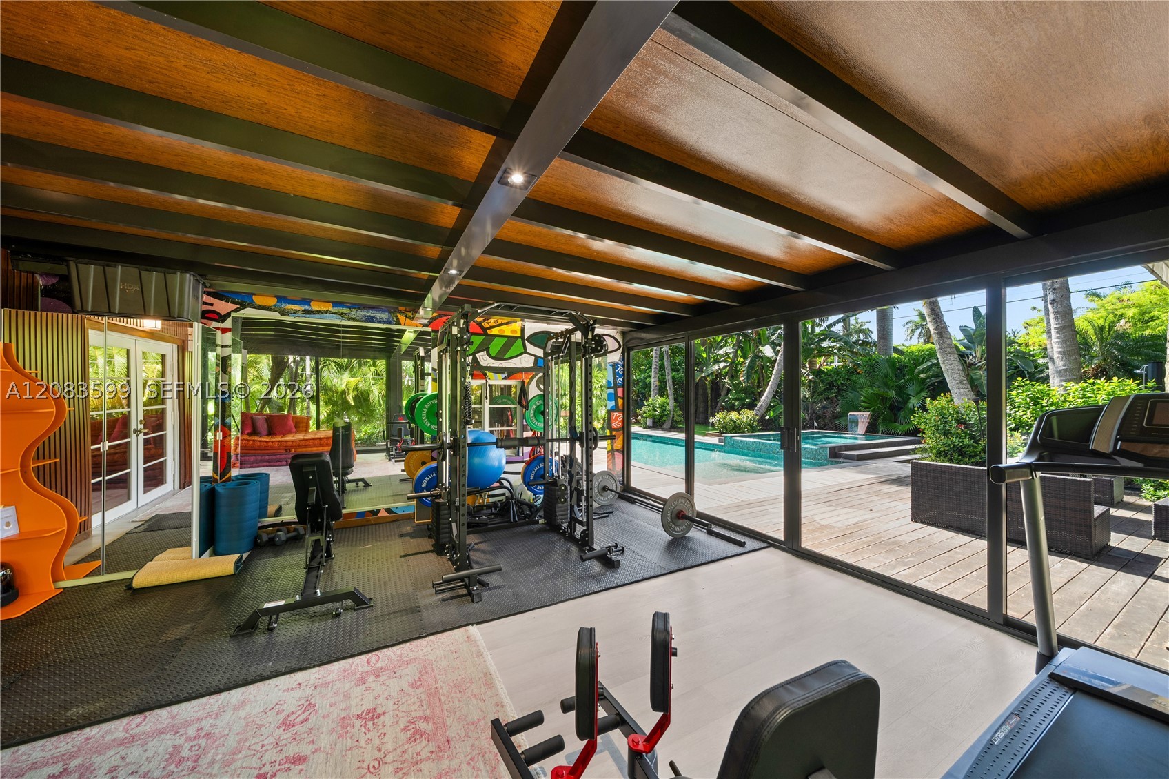 238 E San Marino Dr, Miami Beach FL 33139