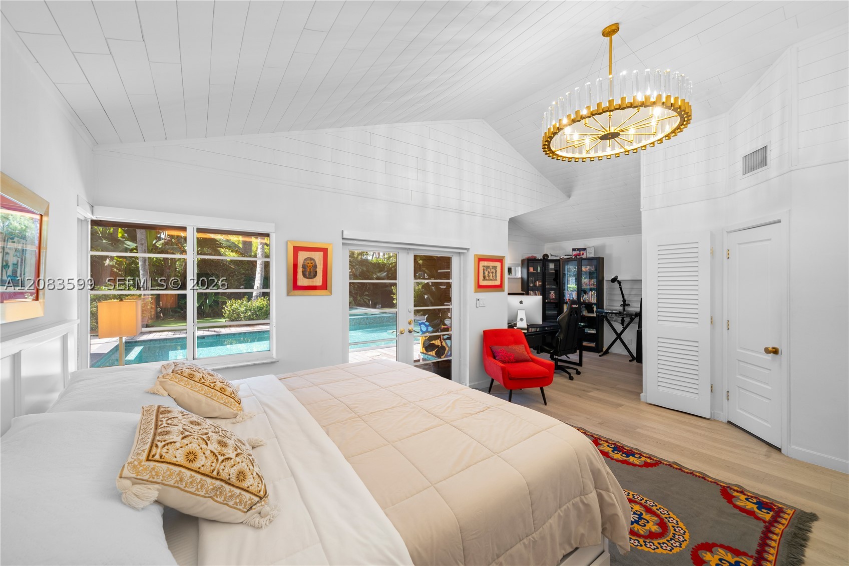 238 E San Marino Dr, Miami Beach FL 33139