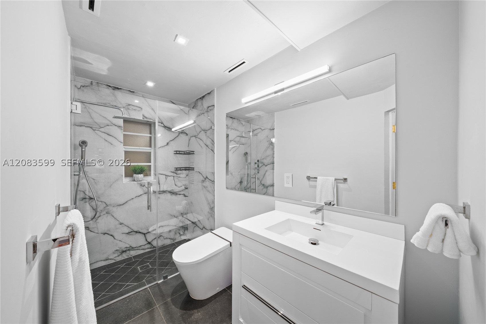 238 E San Marino Dr, Miami Beach FL 33139