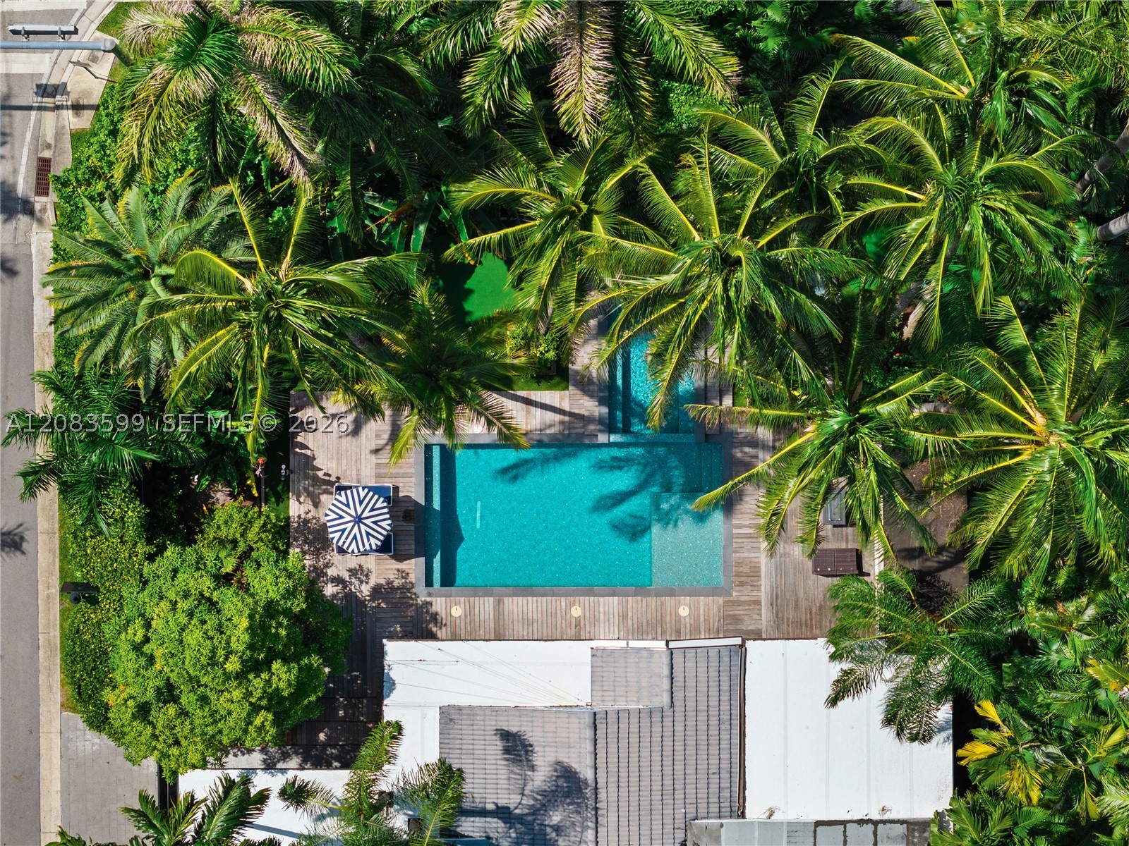 238 E San Marino Dr, Miami Beach FL 33139