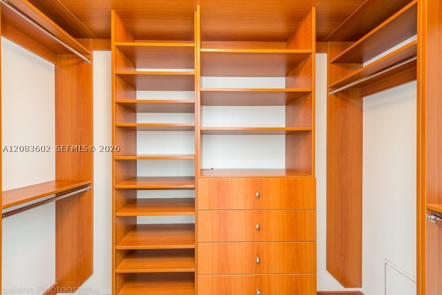 1331 Brickell Bay Dr #3505, Miami FL 33131
