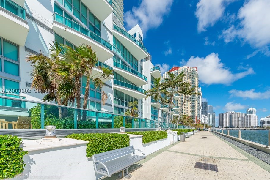 1331 Brickell Bay Dr #3505, Miami FL 33131