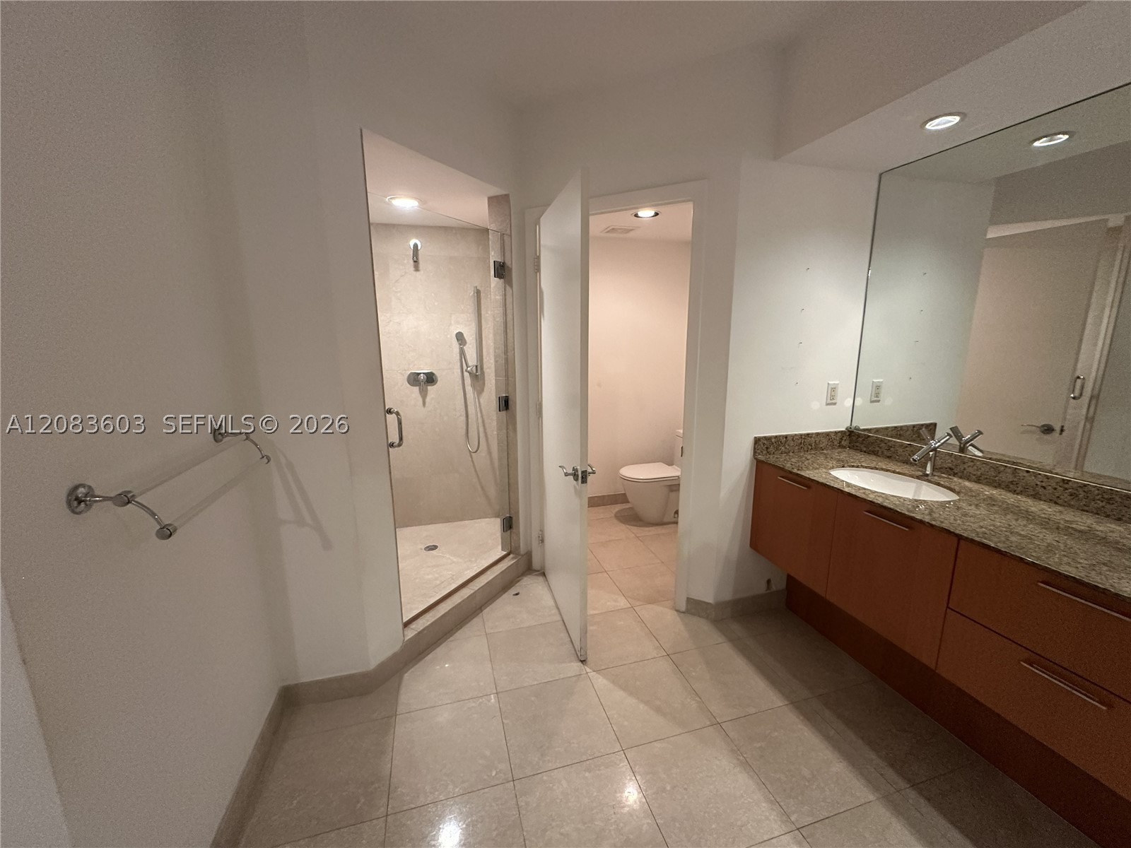 400 Alton Rd #901, Miami Beach FL 33139