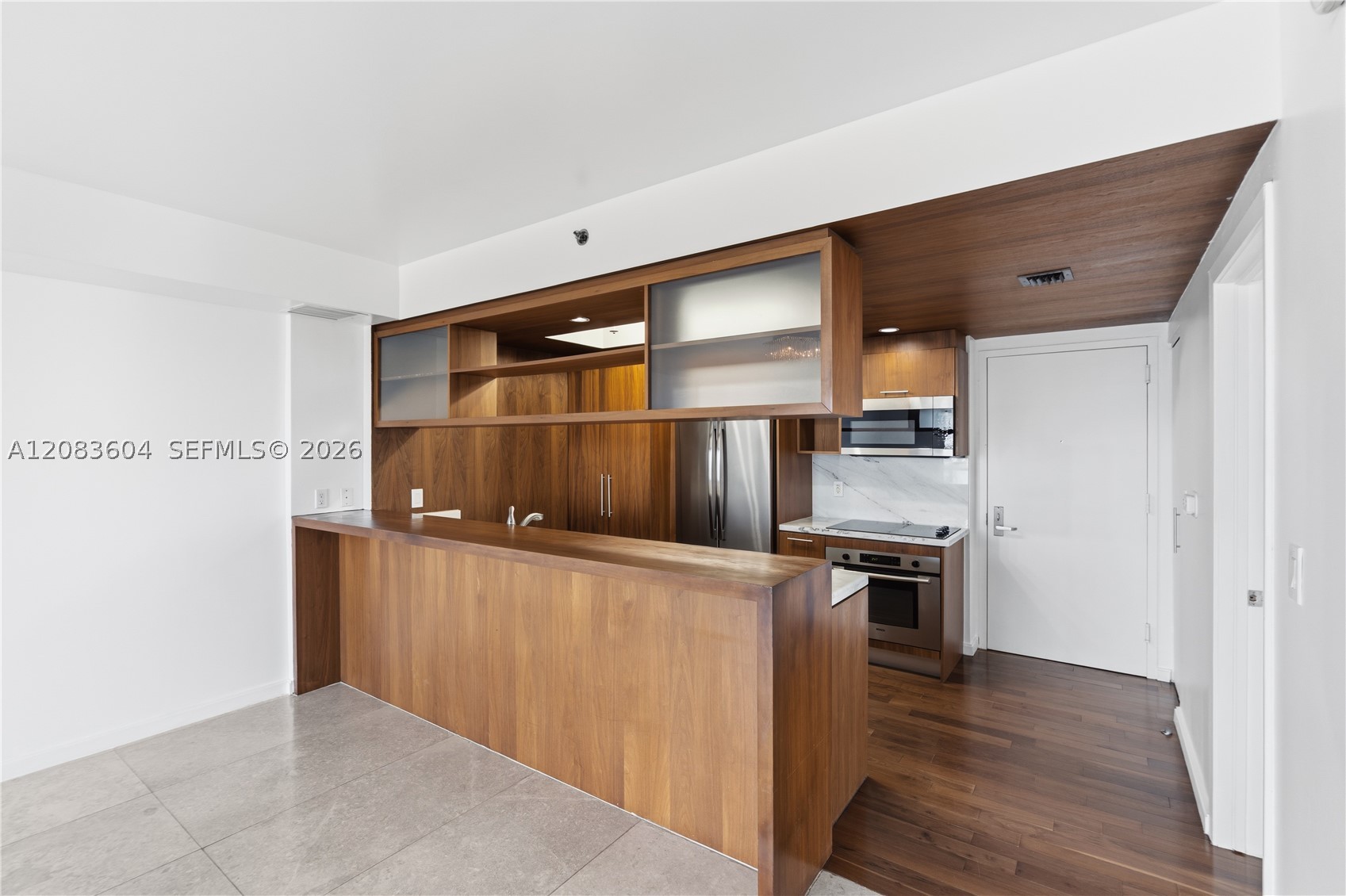 50 BISCAYNE BLVD #902, Miami FL 33132
