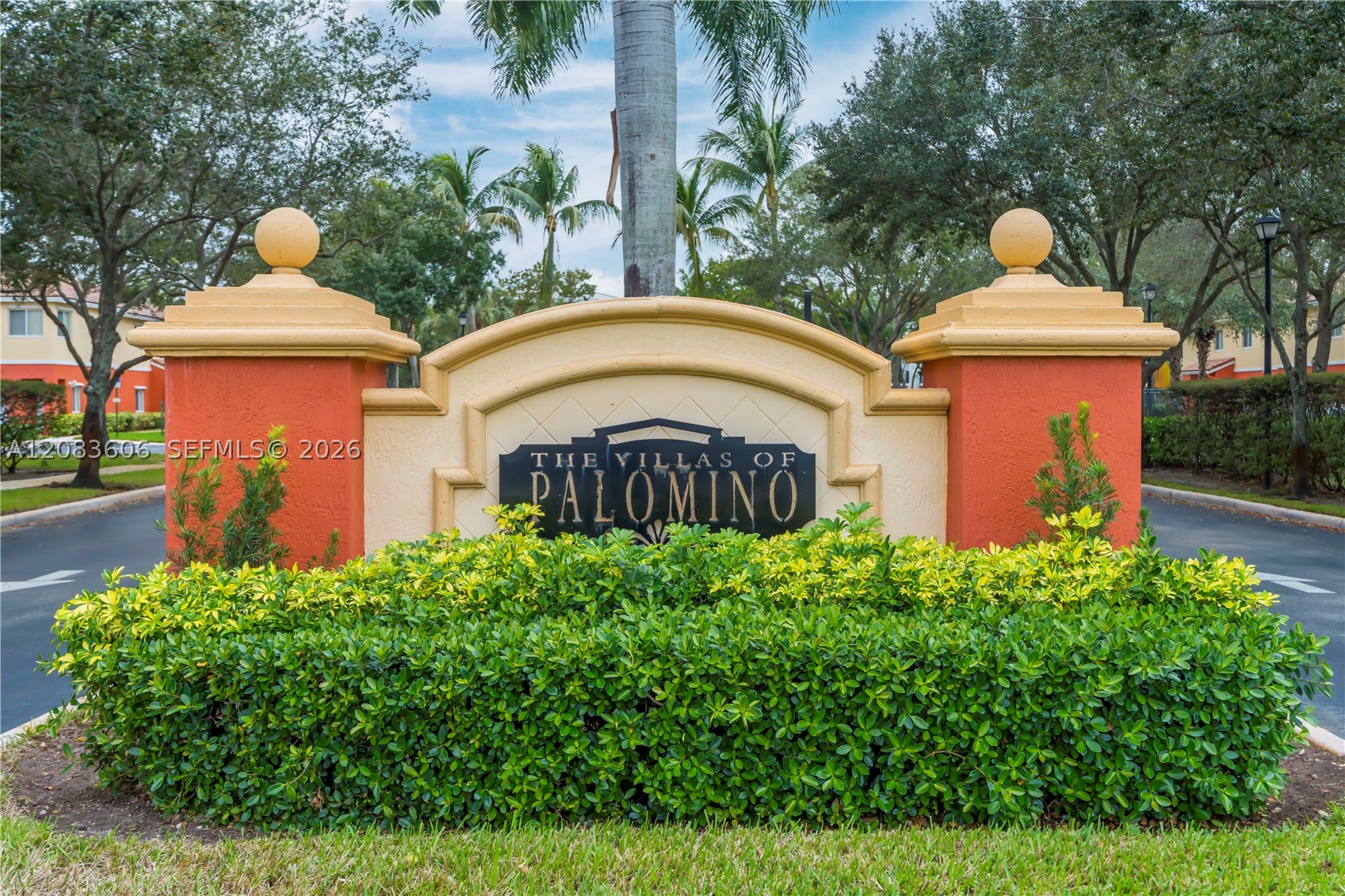 7401 Palomino Dr #114-1, Davie FL 33024