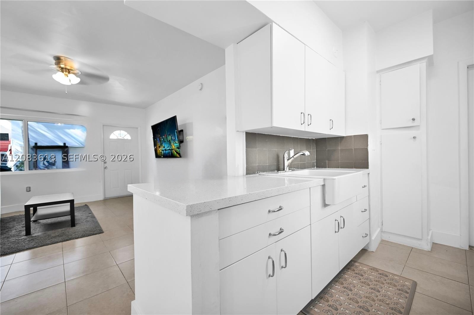1195 Marseille Dr #5, Miami Beach FL 33141
