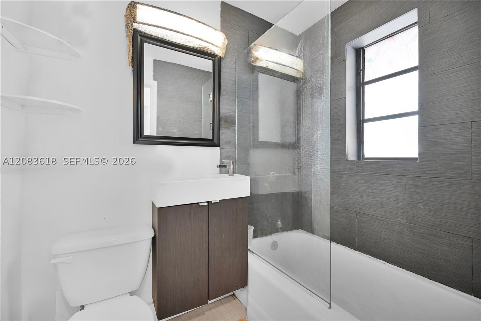 1195 Marseille Dr #5, Miami Beach FL 33141
