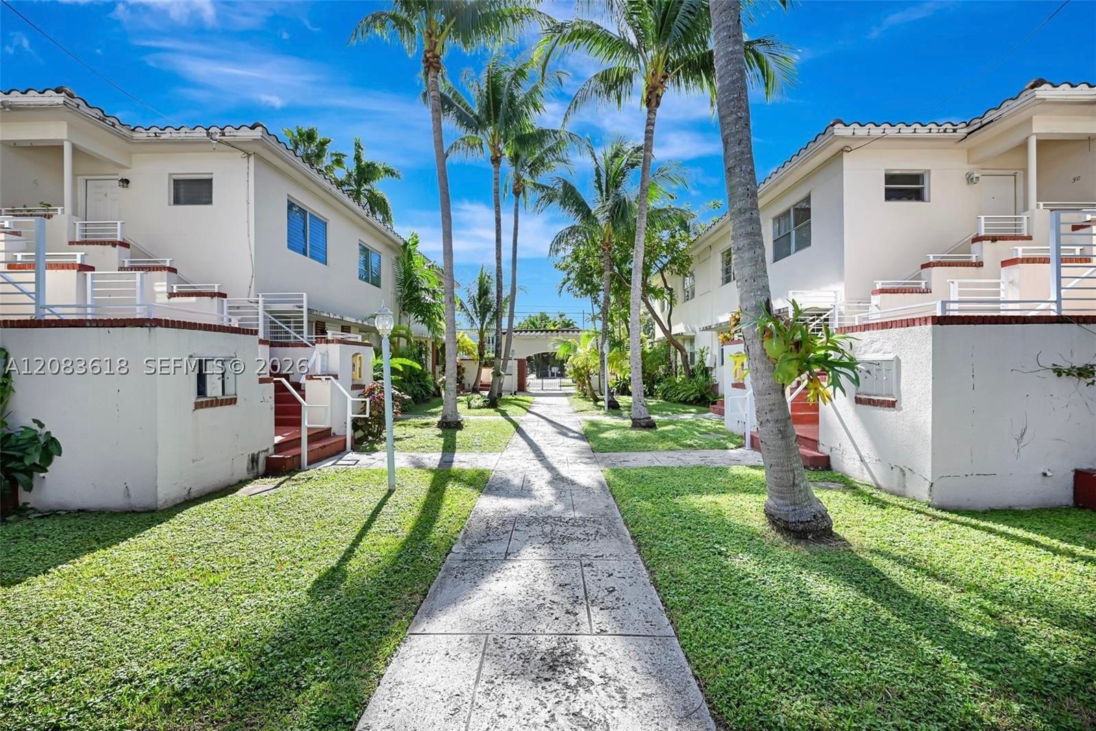1195 Marseille Dr #5, Miami Beach FL 33141