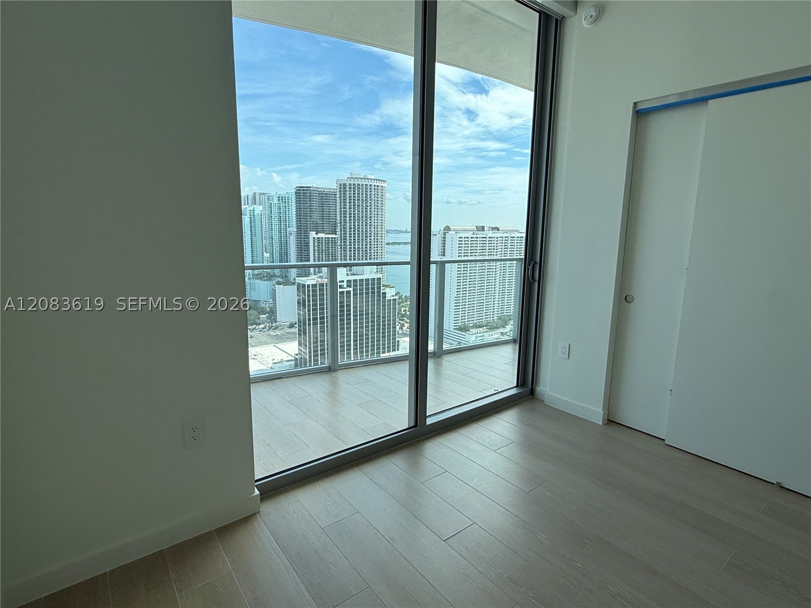 1400 Biscayne Blvd #3506, Miami FL 33132