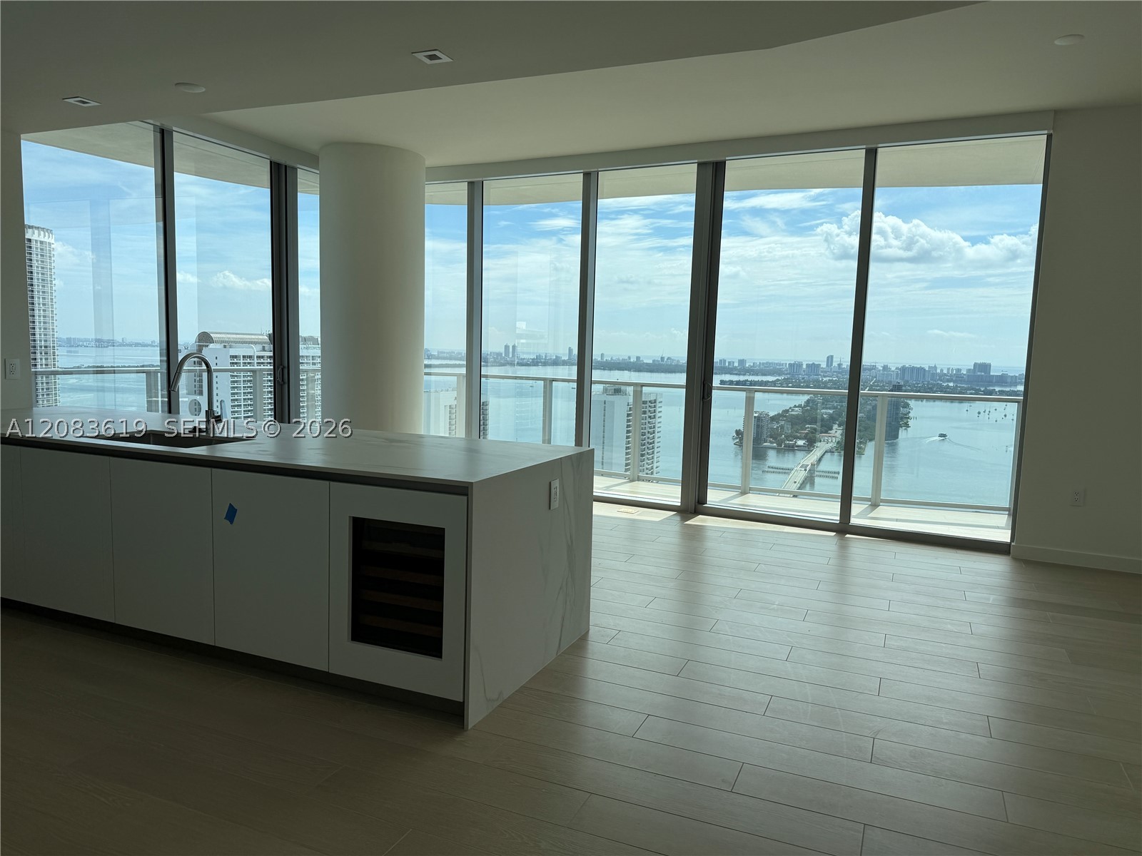 1400 Biscayne Blvd #3506, Miami FL 33132