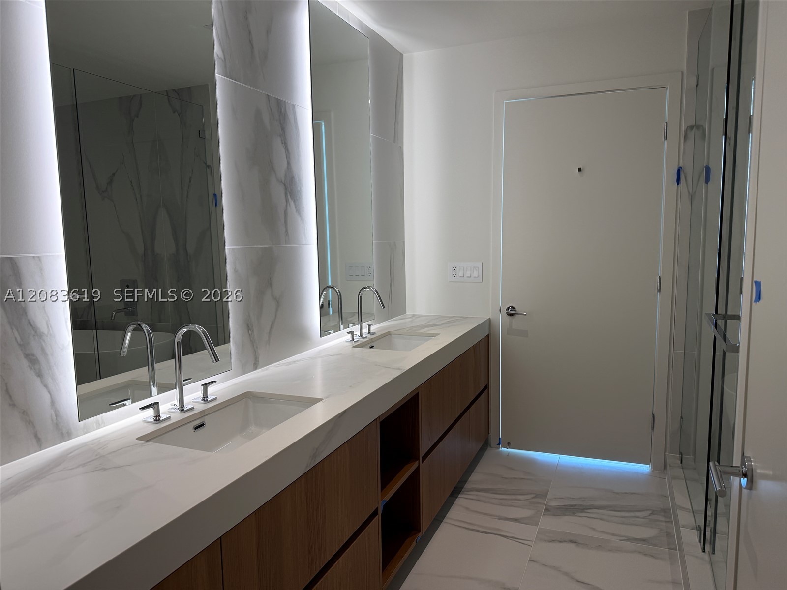 1400 Biscayne Blvd #3506, Miami FL 33132