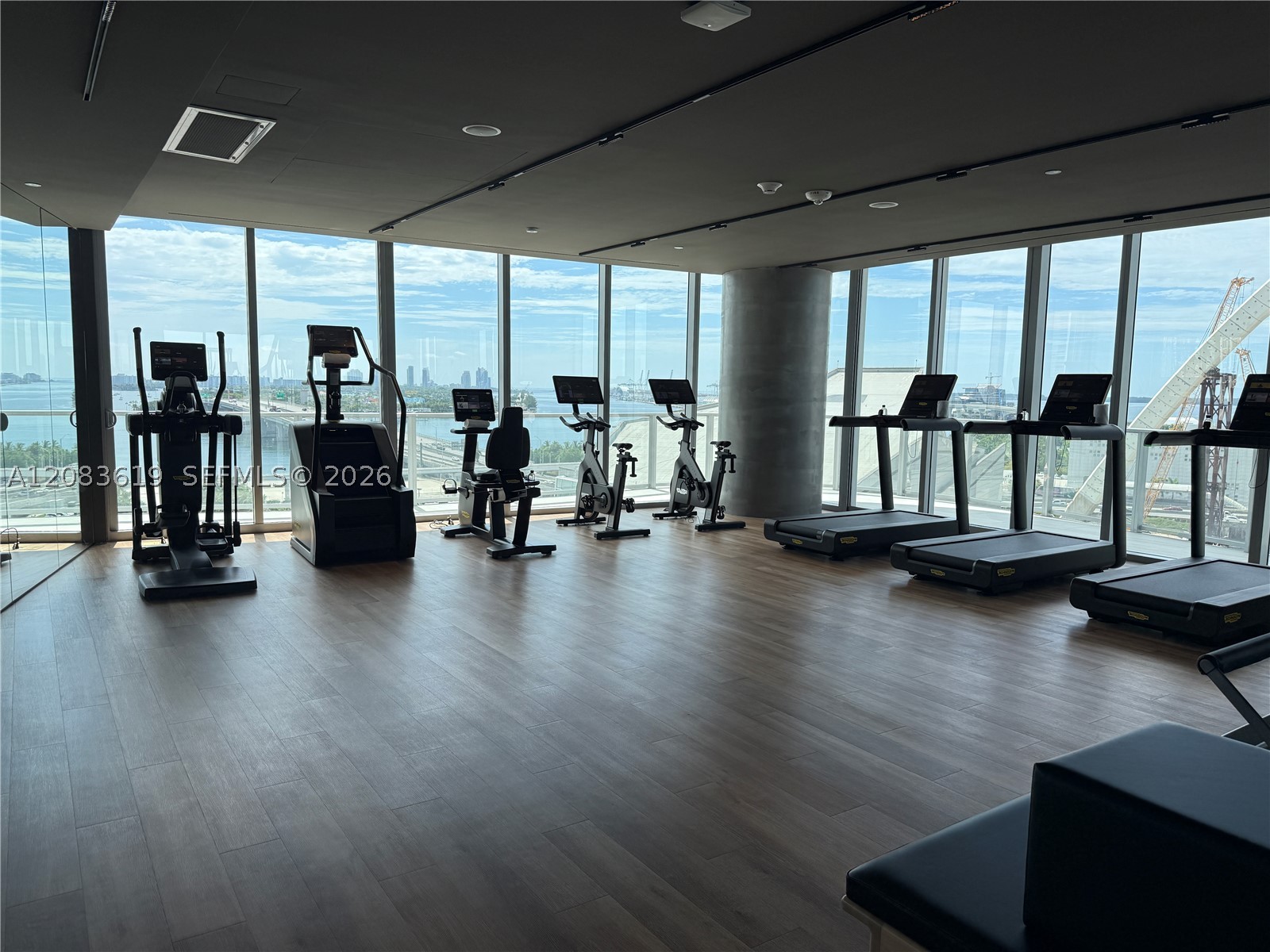 1400 Biscayne Blvd #3506, Miami FL 33132