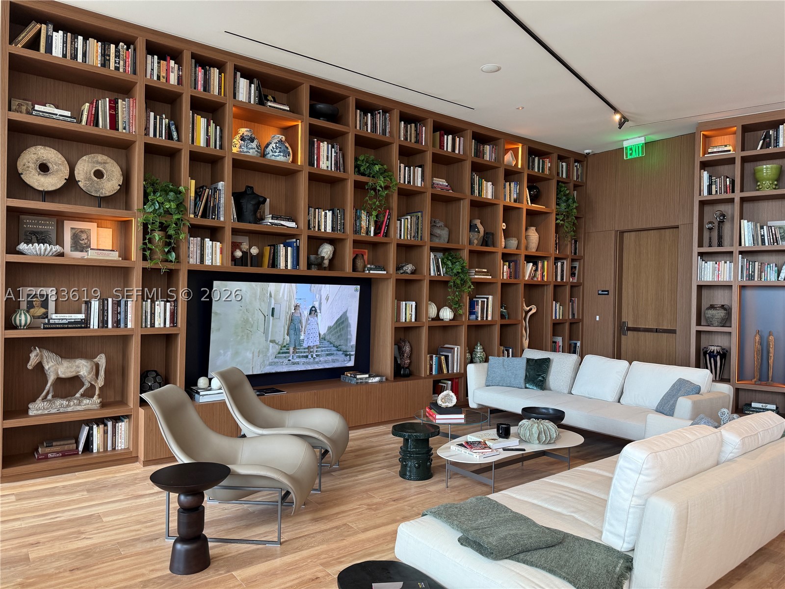 1400 Biscayne Blvd #3506, Miami FL 33132