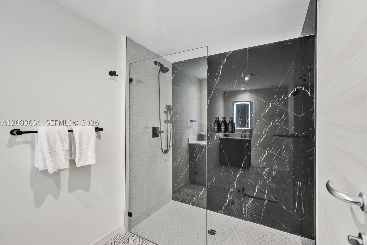 4220 LAGUNA ST #403, Coral Gables FL 33146