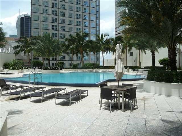 300 S Biscayne Blvd #L-608, Miami FL 33131