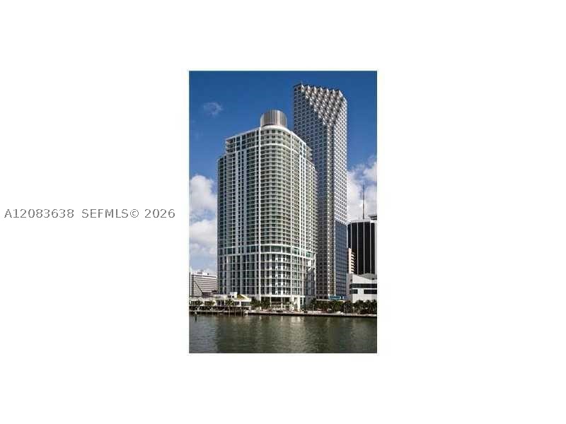300 S Biscayne Blvd #L-608, Miami FL 33131