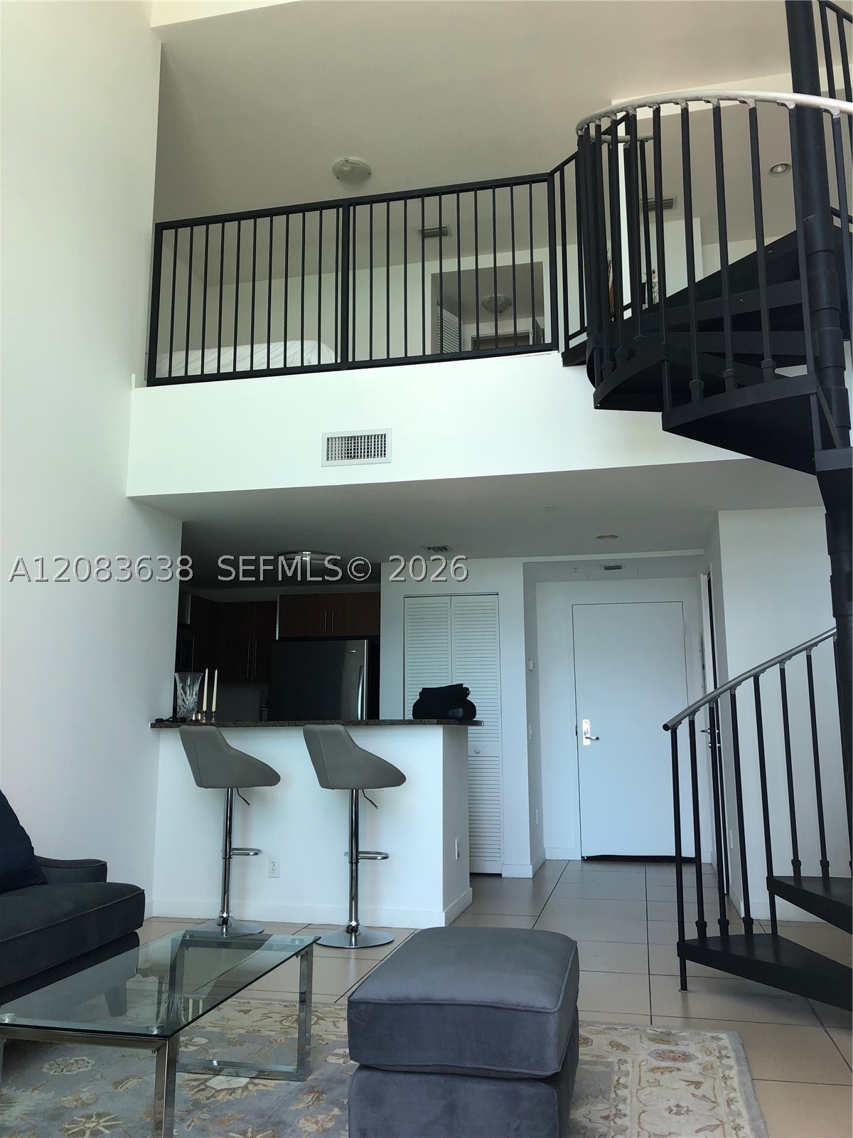 300 S Biscayne Blvd #L-608, Miami FL 33131