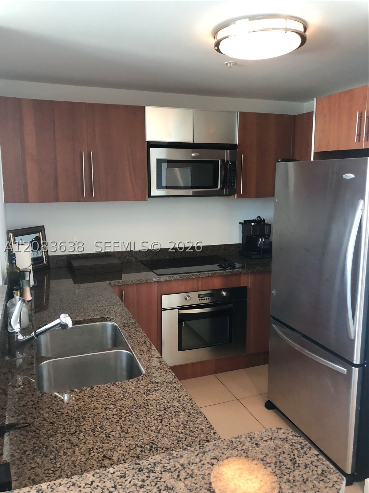 300 S Biscayne Blvd #L-608, Miami FL 33131