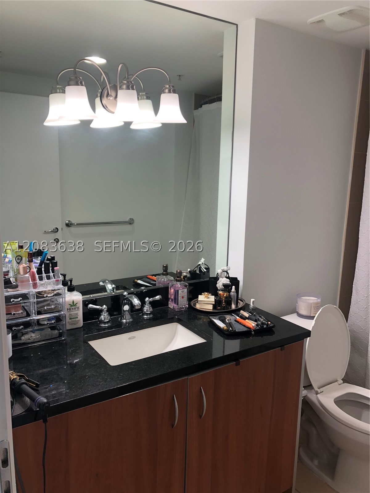 300 S Biscayne Blvd #L-608, Miami FL 33131
