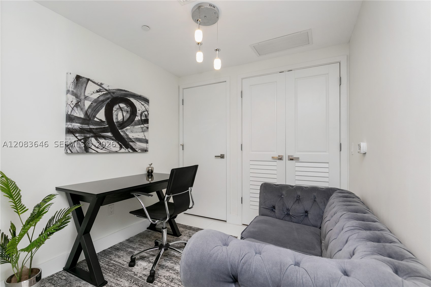 1080 Brickell Ave #3803, Miami FL 33131