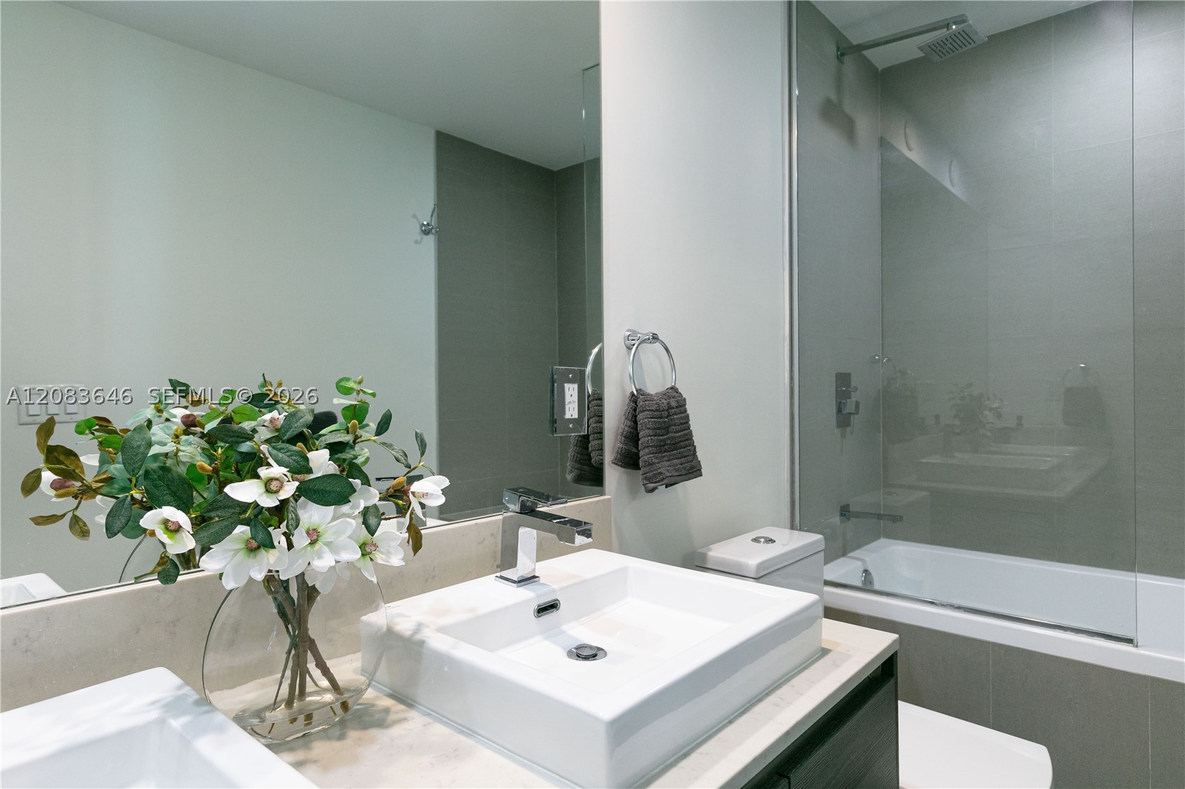 1080 Brickell Ave #3803, Miami FL 33131