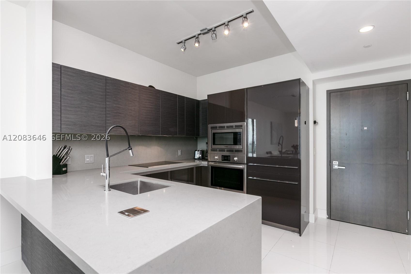 1080 Brickell Ave #3803, Miami FL 33131