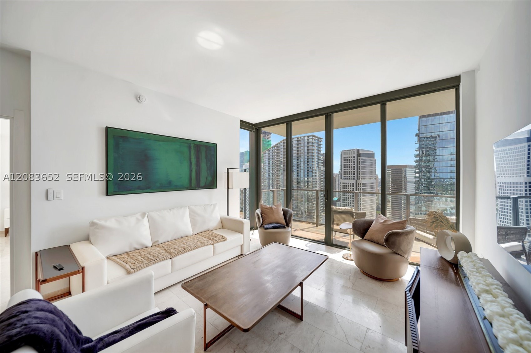 88 SW 7th St #3203, Miami FL 33130
