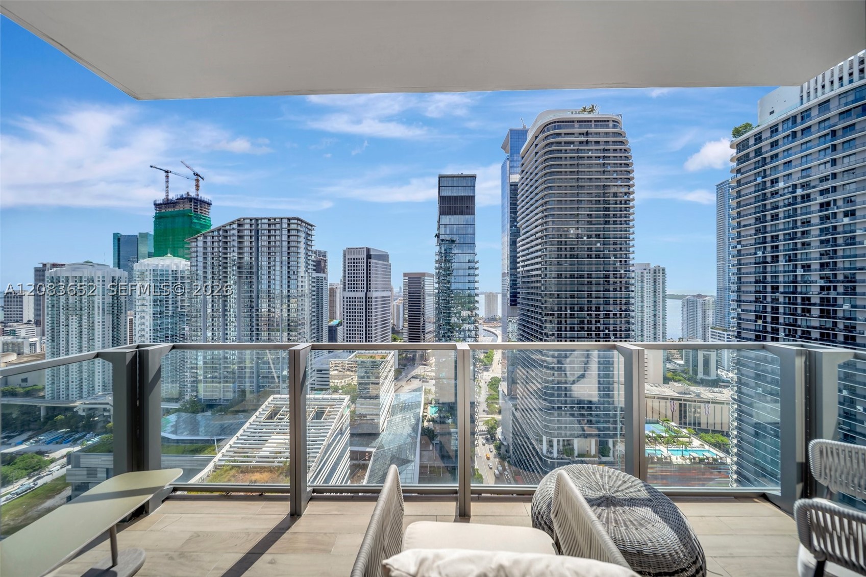 88 SW 7th St #3203, Miami FL 33130