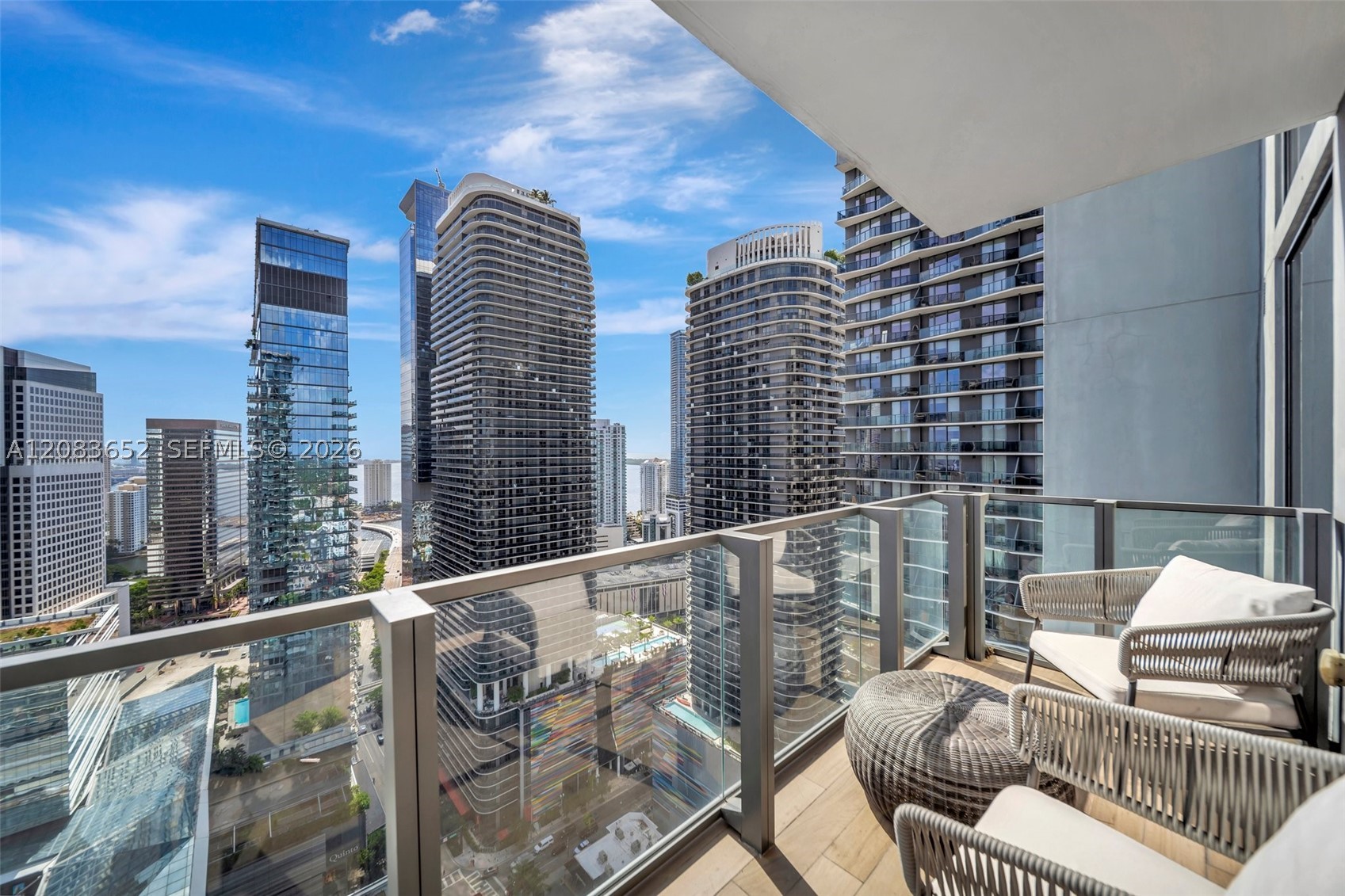 88 SW 7th St #3203, Miami FL 33130