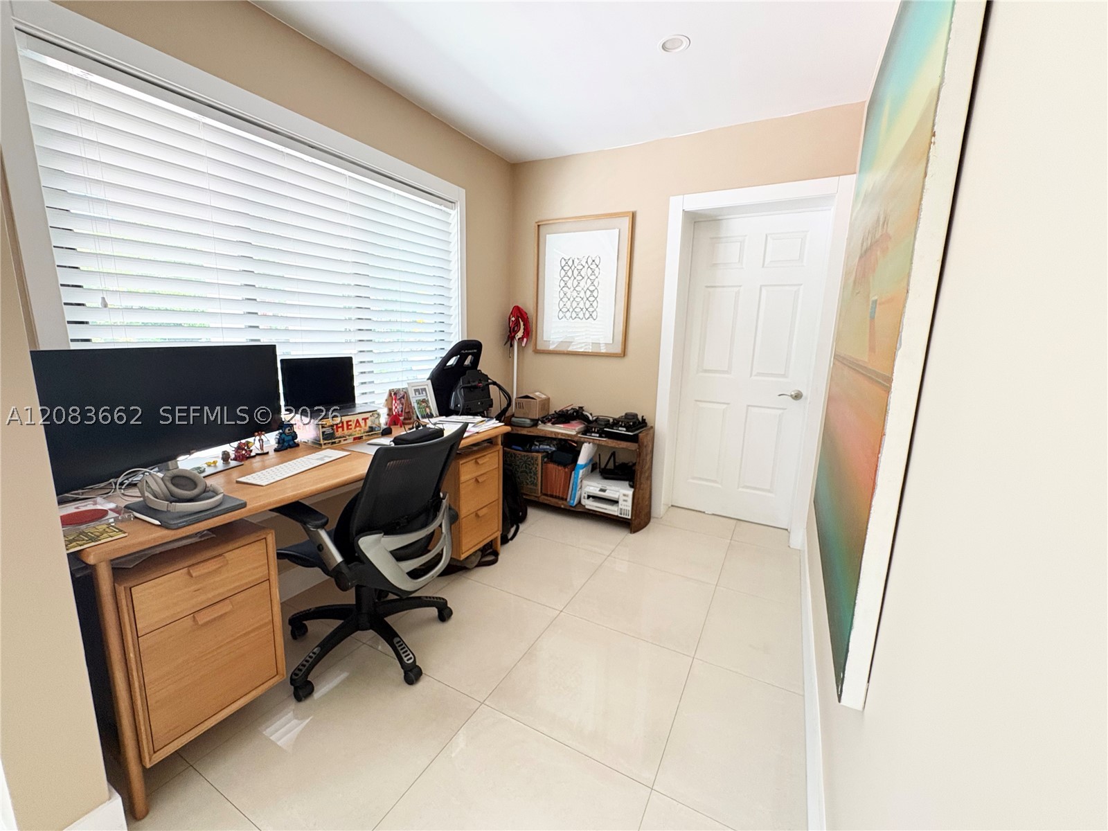 225 W Heather Dr #225, Key Biscayne FL 33149