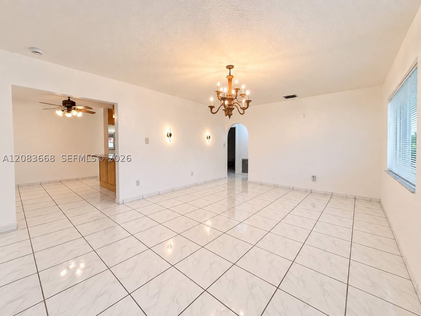 911 NW 30th Pl #911, Miami FL 33125
