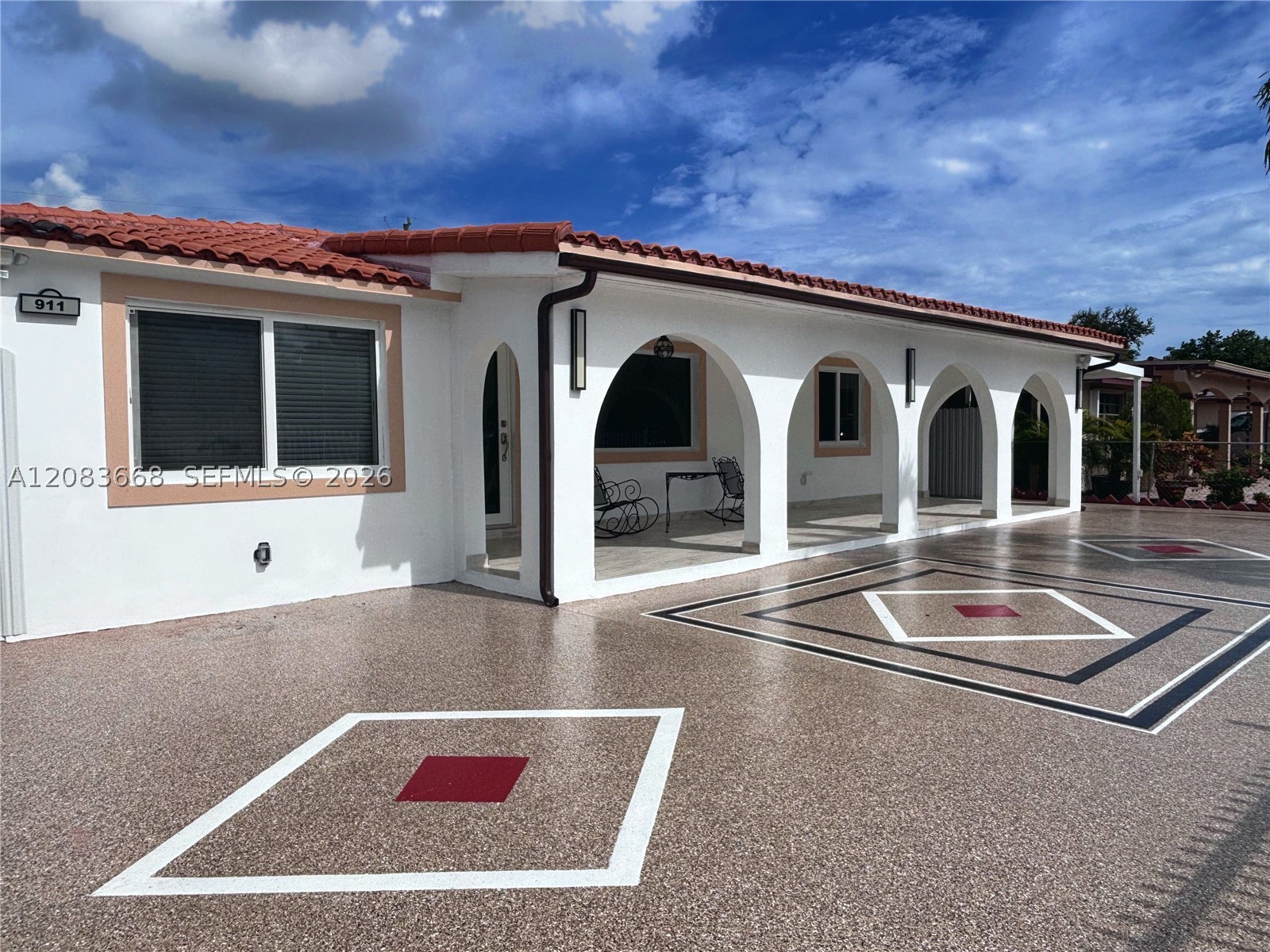 911 NW 30th Pl #911, Miami FL 33125