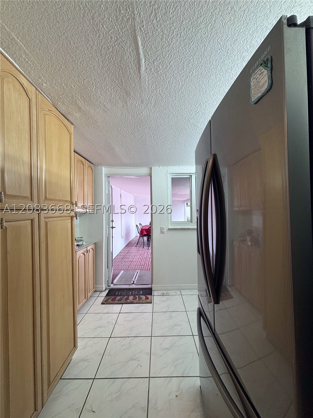 911 NW 30th Pl #911, Miami FL 33125
