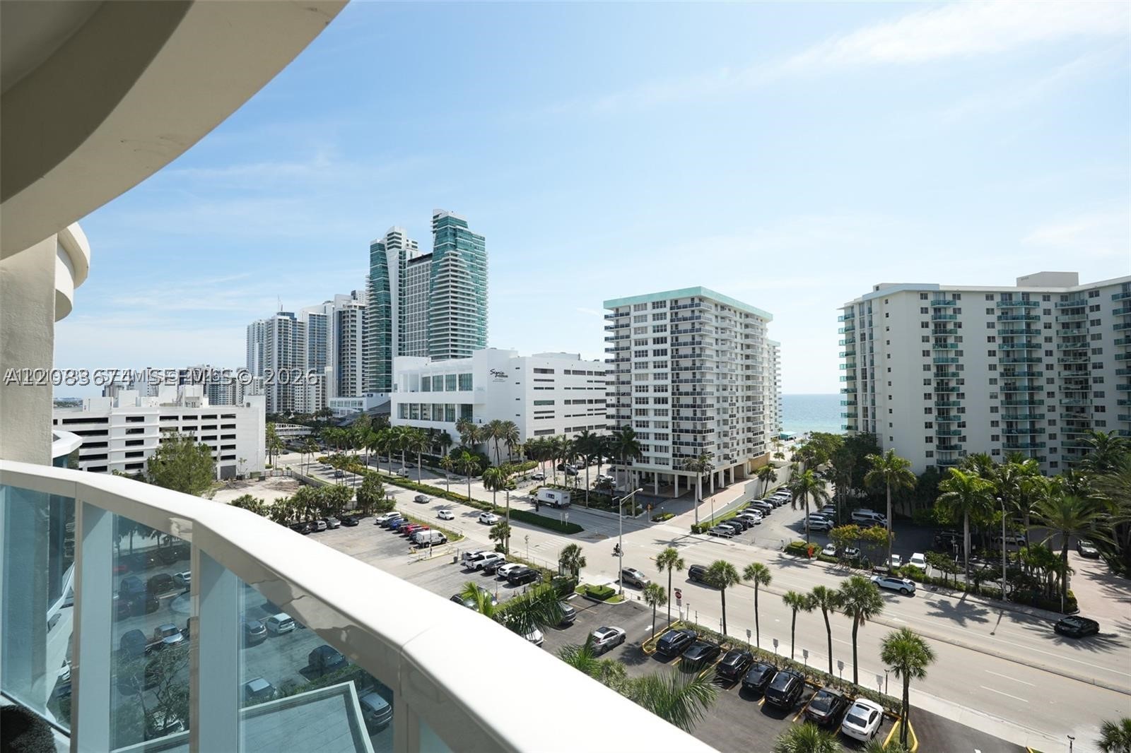 Hollywood FL 33019 - A12083674