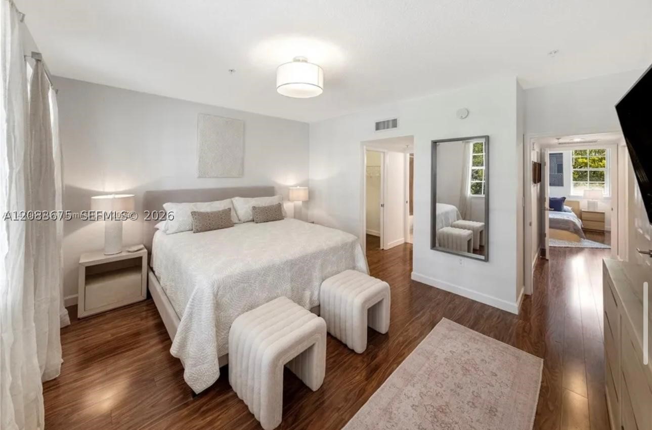 2069 S Ocean Dr #TH8, Hallandale Beach FL 33009