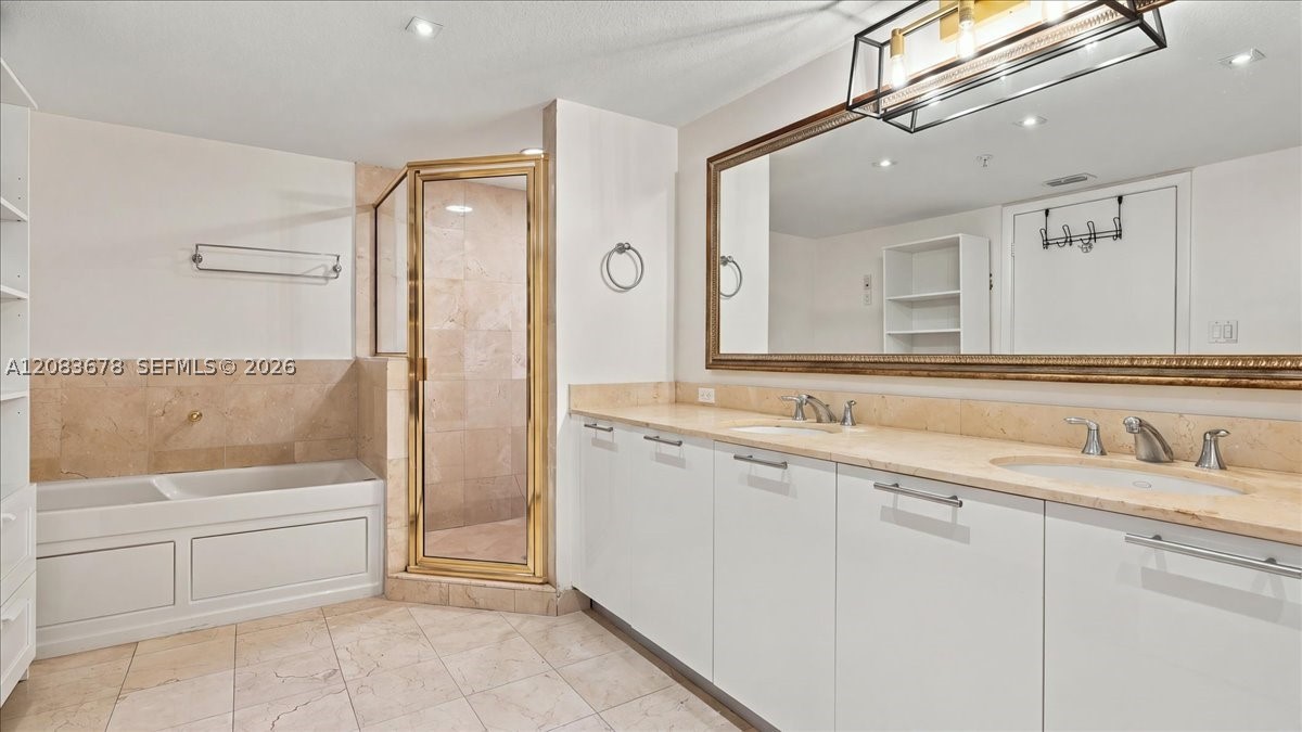 1800 N Bayshore Dr #612, Miami FL 33132