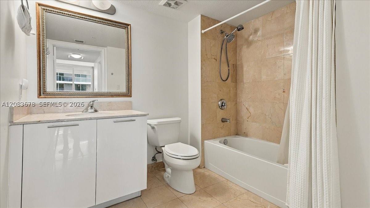 1800 N Bayshore Dr #612, Miami FL 33132