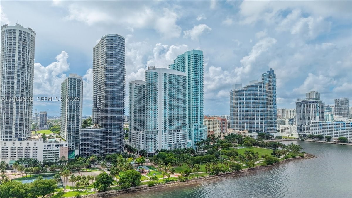 1800 N Bayshore Dr #612, Miami FL 33132