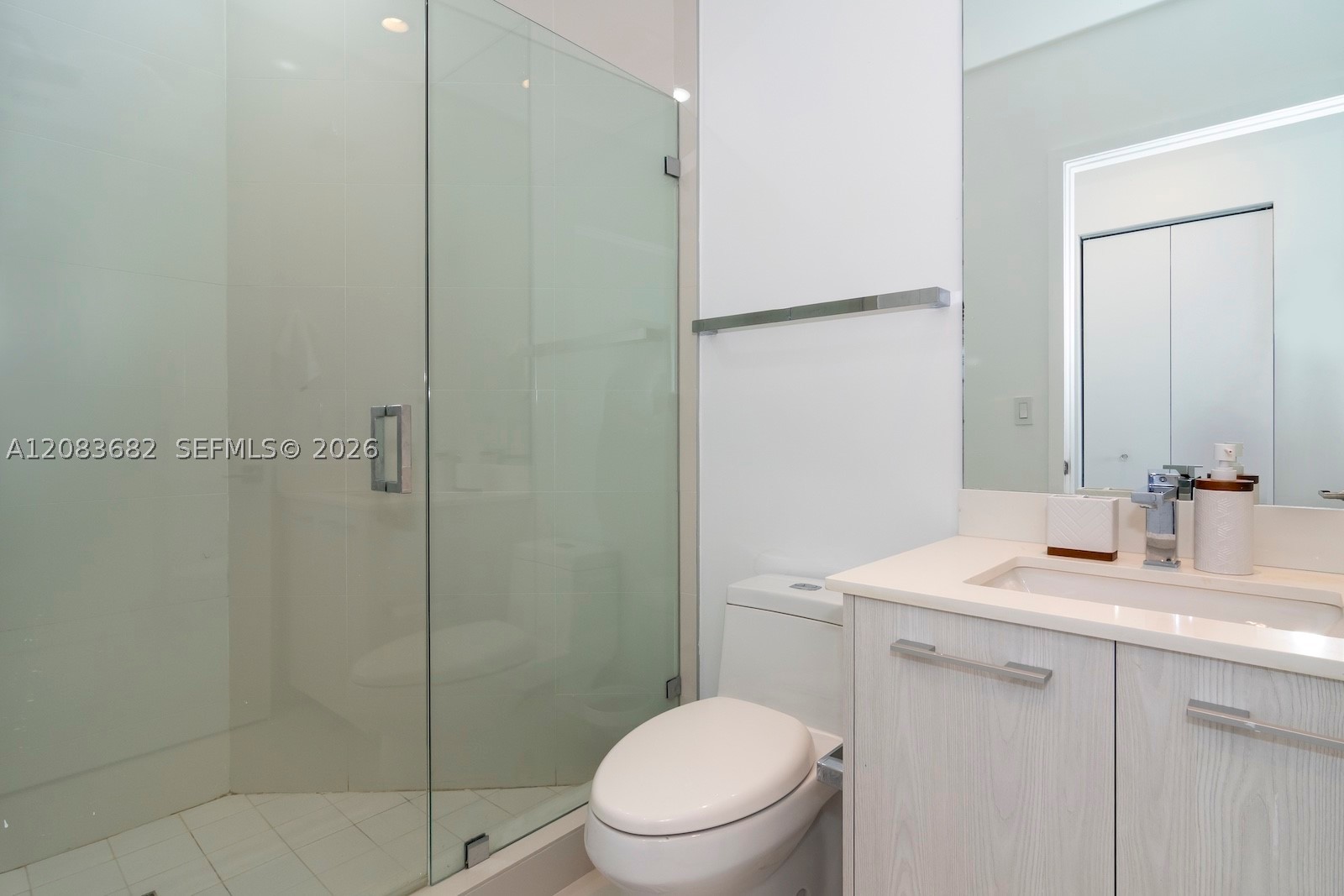 55 SW 9th St #4206, Miami FL 33130